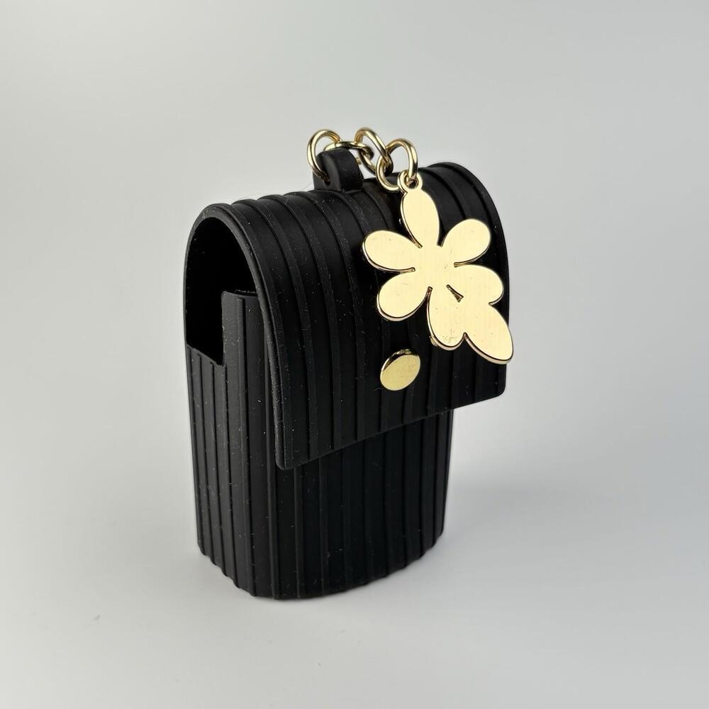 Daisy Snap Case PocketBac Sanitizer Holder Bath & Body Works NEW